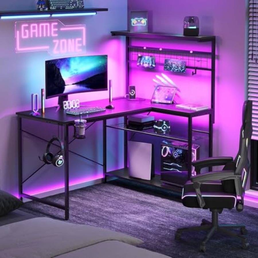 Desk Setup L Shaped - 42 L Oyun Masası, Güç Prizleri